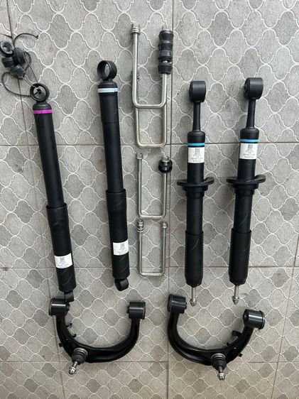 โช้ค ปีกนก รีโว่ฟอร์จูนเนอร์ รูปที่ 5