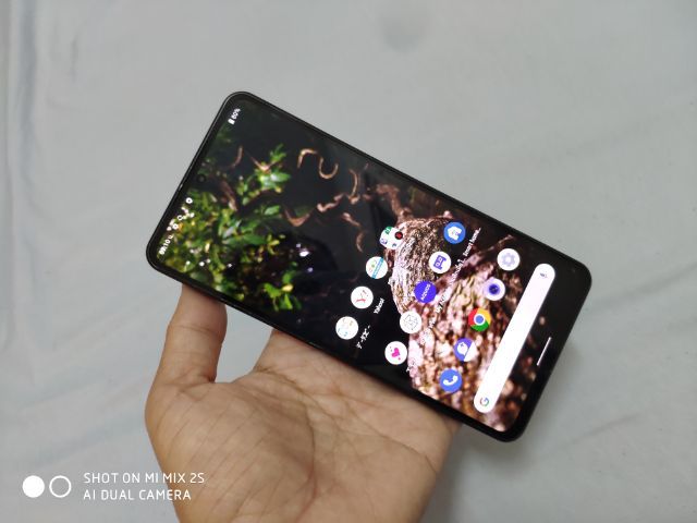 Sharp Aquos R7 sd8gen1 แรม12 จอรีเฟสเรท240hz กล้องเชนเชอร์1นิ้ว รูปที่ 2