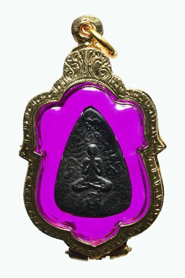 พระพุทธกลีบบัว หลังพระปิดตามหาลาภ เนื้อเมฆพัตร  หลวงปู่บุญ วัดกลางบางแก้ว จ.นครปฐม สร้างราวปี 2465 ถึง2470 สภาพสวยมาก พระเก่าเก็บบ้านเจ้าสัว รูปที่ 4