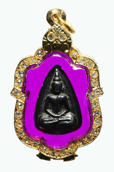 พระพุทธกลีบบัว หลังพระปิดตามหาลาภ เนื้อเมฆพัตร  หลวงปู่บุญ วัดกลางบางแก้ว จ.นครปฐม สร้างราวปี 2465 ถึง2470 สภาพสวยมาก พระเก่าเก็บบ้านเจ้าสัว รูปที่ 3