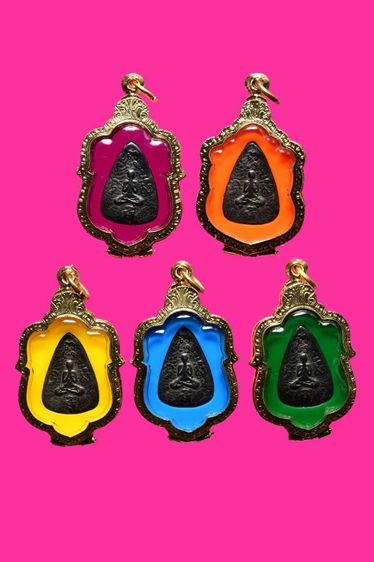 พระพุทธกลีบบัว หลังพระปิดตามหาลาภ เนื้อเมฆพัตร  หลวงปู่บุญ วัดกลางบางแก้ว จ.นครปฐม สร้างราวปี 2465 ถึง2470 สภาพสวยมาก พระเก่าเก็บบ้านเจ้าสัว รูปที่ 2