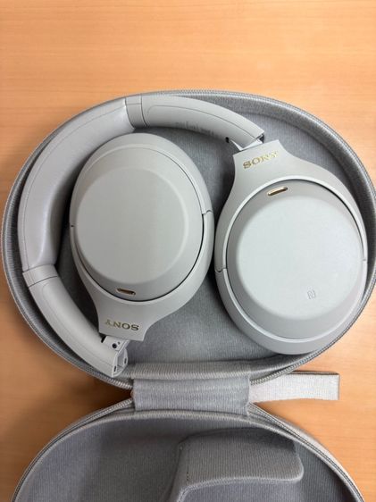 หูฟัง Sony WH-1000XM4