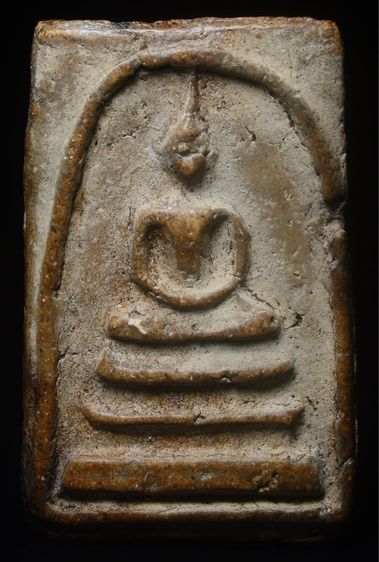 พระสมเด็จ พิมพ์ใหญ่เนื้อแห้งๆ สภาพเด่าตามรูป เปิด2500ครับ