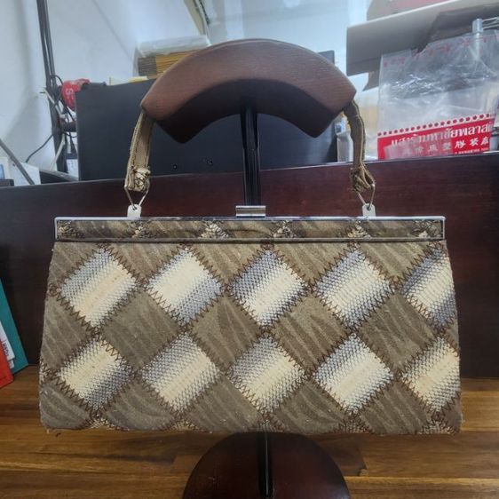 กระเป๋าหนัง