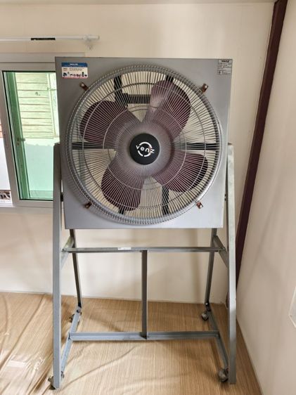 พัดลมอุตสาหกรรม Venz 24" พร้อมขาตั้ง รูปที่ 2