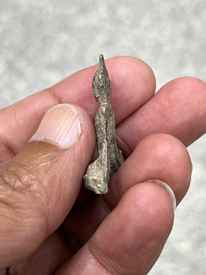 พระร่วงนั่งหลังลิ่ม รูปที่ 4