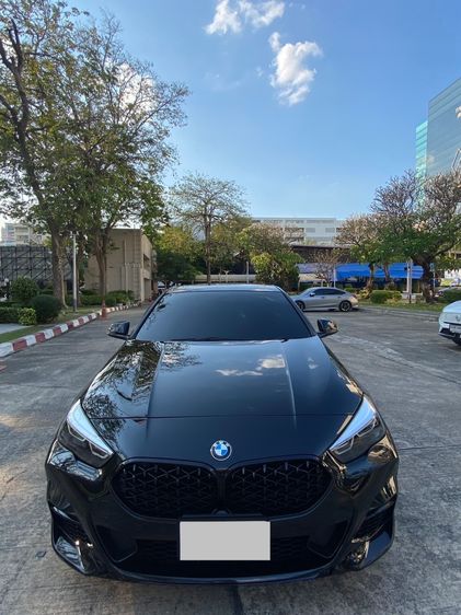 รถ BMW Series 2 220i สี ดำ