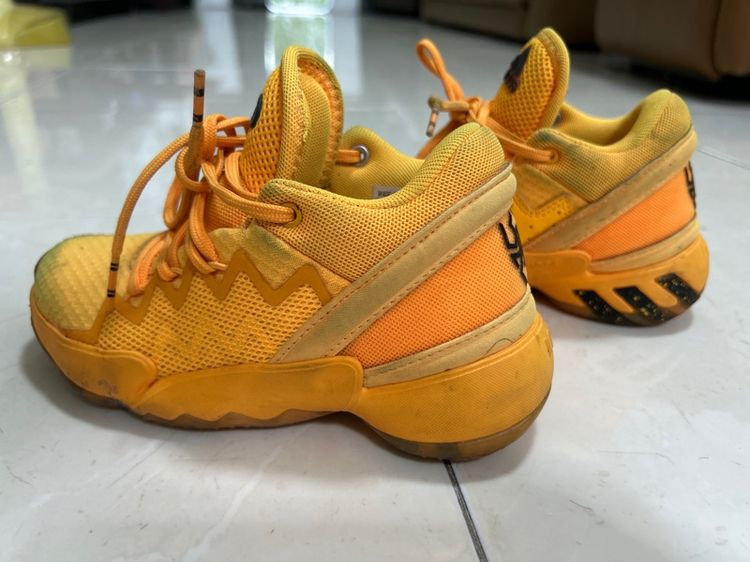 รองเท้า รูปที่ 6