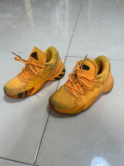 รองเท้า