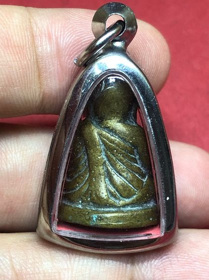 รูปหล่อหลวงพ่อเงิน รูปที่ 2