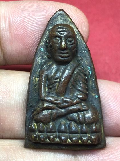 หลวงปู่ทวดหลังเตารีด รูปที่ 3