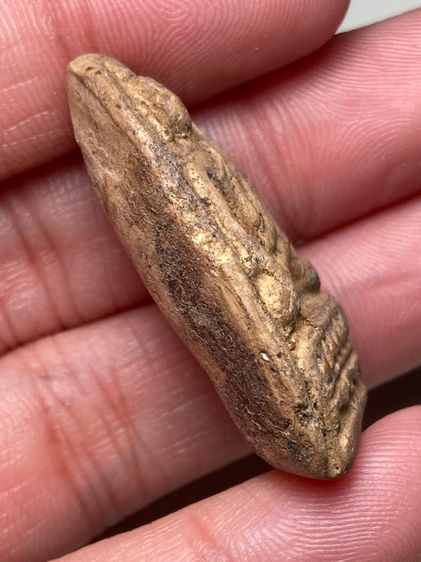 พระปางมารวิชัยเนื้อผง รูปที่ 3