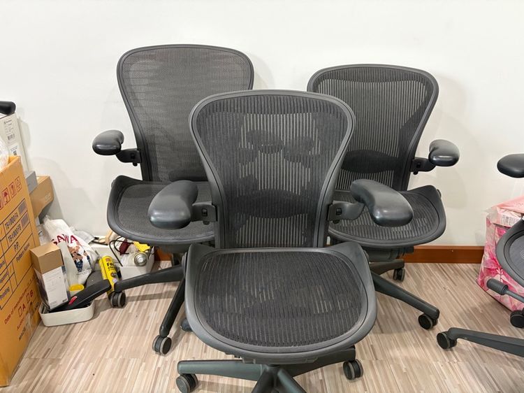 เก้าอี้ Herman miller Aeron รูปที่ 2