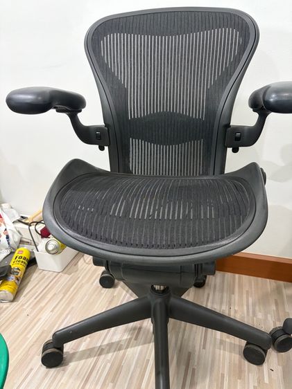 เก้าอี้ Herman miller Aeron รูปที่ 6
