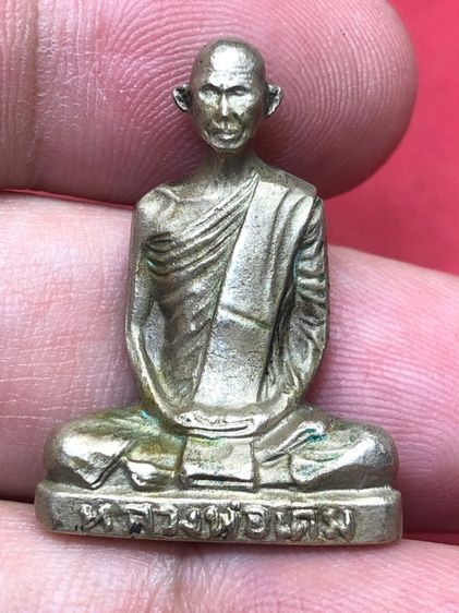 รูปหล่อหลวงพ่อเดิม รูปที่ 3