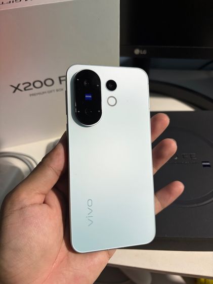 vivo x200 fe