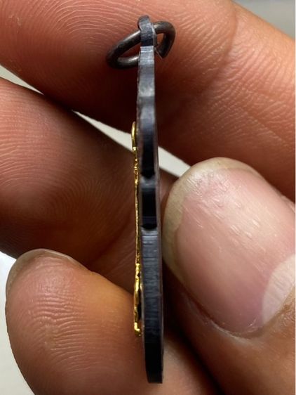 เหรียญหลวงปู่เอี่ยมยันต์สี่ ลงยาหน้ากากทอง รูปที่ 4