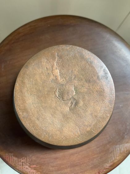 กระโถน ทองเหลืองโบราณเก่าสะสม รูปที่ 9