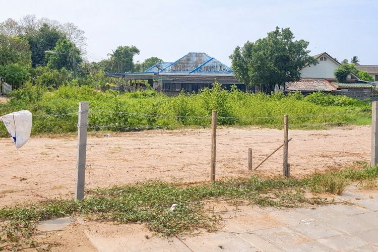 ขายที่ดิน มุกดาหาร 1 ไร่ 1 งาน 7 ตร.วา ติดถนนใหญ่ อำเภอเมือง ทำเลทอง รูปที่ 2