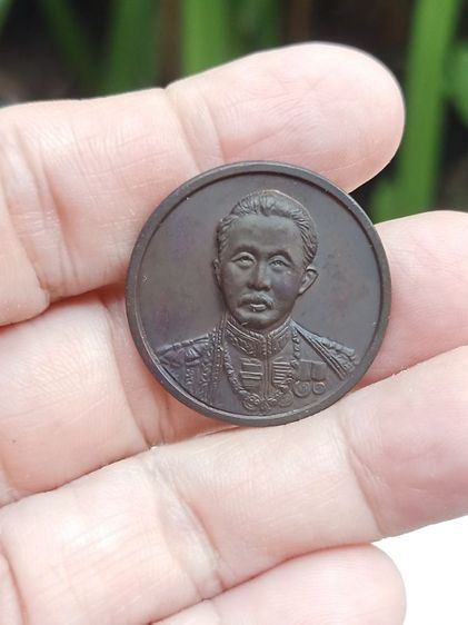 เหรียญที่ระลึก รุ่นฉลองครบ 100 ปี เหรียญละ 200 (3 เหรียญ 500) รูปที่ 5