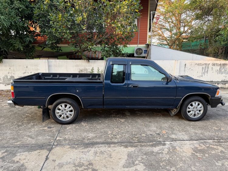 Toyota Hilux Mighty-X 1991 2.4 Sgl Luxury Pickup ดีเซล ไม่ติดแก๊ส เกียร์ธรรมดา น้ำเงิน รูปที่ 4