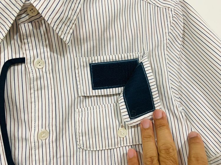 เสื้อ Boy Butter made in USA แท้ 💯size M วัดจริง อก 20.5 ยาว 28 สภาพใหม่มาก ดีเทลสวย กระเป๋าเยอะ เนื้อผ้าดี รายละเอียดดีหายากน่าสะสมครับ รูปที่ 4