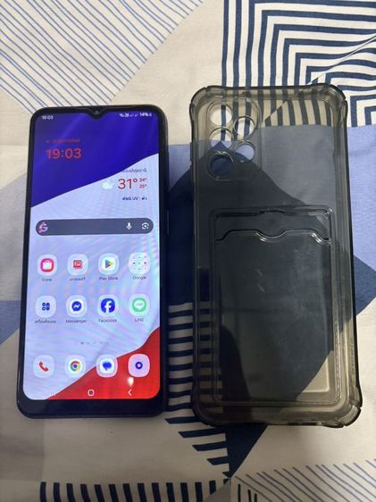 Galaxy A13 64 GB Samsung A13 จอ 6.6 นิ้ว รอม 64 แรม 4 แอนดรอย 14 ใส่ได้ทุกซิมไม่ติดล็อค ใช้งานปกติ 