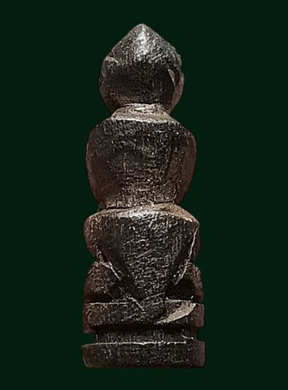 เครื่องรางลิงไม้แกะเก่า รูปที่ 2