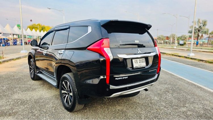 Mitsubishi Pajero Sport 2019 2.4 GT Utility-car ดีเซล เกียร์อัตโนมัติ ดำ รูปที่ 2