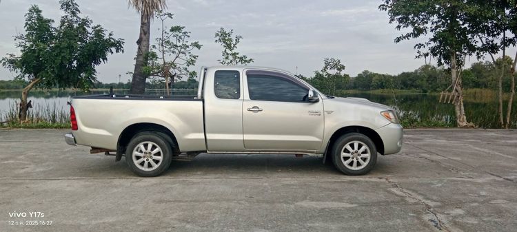 Toyota Hilux Vigo 2005 3.0 G Pickup เบนซิน LPG เกียร์อัตโนมัติ บรอนซ์เงิน รูปที่ 3