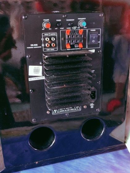 ตู้ลำโพง Sherman สำหรับใช้ในห้อง Karaoka ทั่วไป, ลำโพง 12 นิ้ว เลิกใช้แล้วขายเฉพาะซับวูฟเฟอร์ วอล์ลุ่ม ลดเสียง เเละ เริ่งเสียงได้ มีแอมม์ขยายในตัวดังมาก.  รูปที่ 7