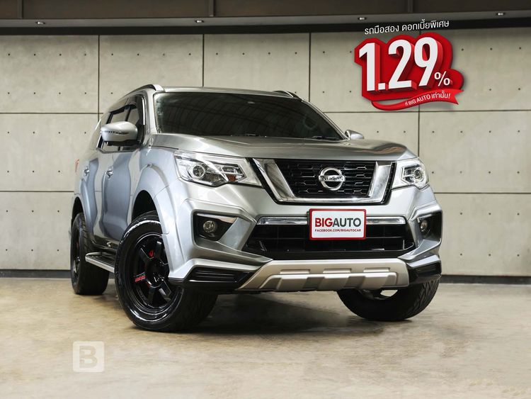 รถ Nissan Terra 2.3 VL สี เทา