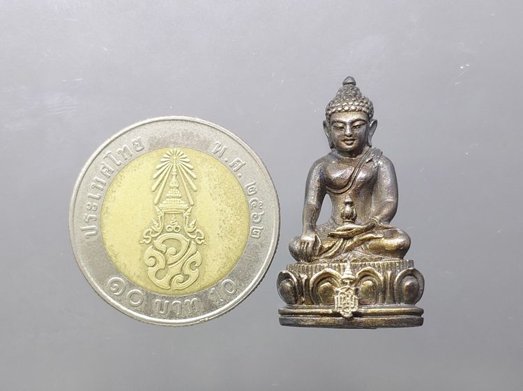 พระกริ่งพุทธราชมงคล ญสส. เนื้อเงิน ที่ระลึกอนุสรณ์สร้างศาลา 30 ปี สถาบันเทคโนโลยีราชมงคล วิทยาเขตภาคพายัพ พ.ศ.2533 พร้อมกล่องเดิม รูปที่ 8