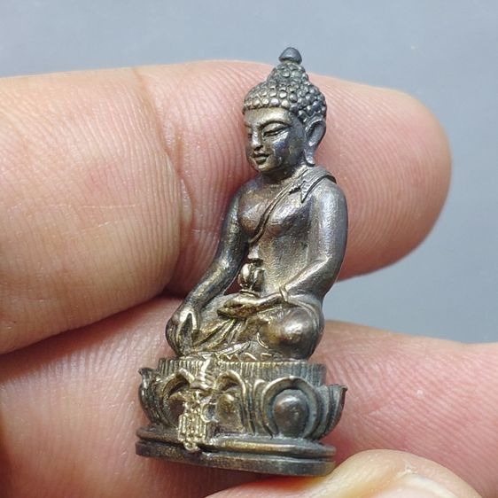 พระกริ่งพุทธราชมงคล ญสส. เนื้อเงิน ที่ระลึกอนุสรณ์สร้างศาลา 30 ปี สถาบันเทคโนโลยีราชมงคล วิทยาเขตภาคพายัพ พ.ศ.2533 พร้อมกล่องเดิม รูปที่ 6