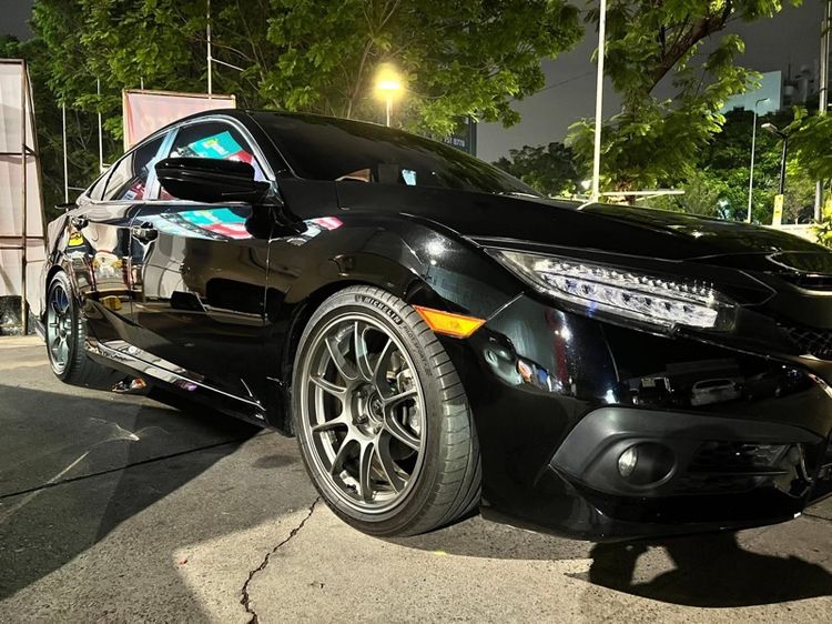 Honda Civic 2017 1.8 E i-VTEC Sedan เบนซิน ไม่ติดแก๊ส เกียร์อัตโนมัติ ดำ รูปที่ 2