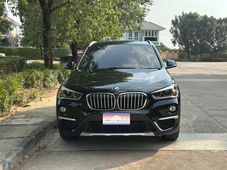 รถ BMW X1 2.0 sDrive18d xLine สี ดำ