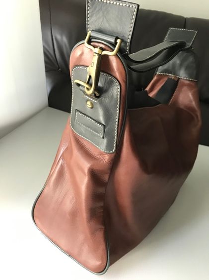 กระเป๋าหนังแท้ มือสอง สภาพดี รูปที่ 4