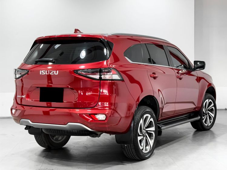 Isuzu MU-X 2021 3.0 Ultimate AT 4WD Utility-car ดีเซล เกียร์อัตโนมัติ แดง รูปที่ 3