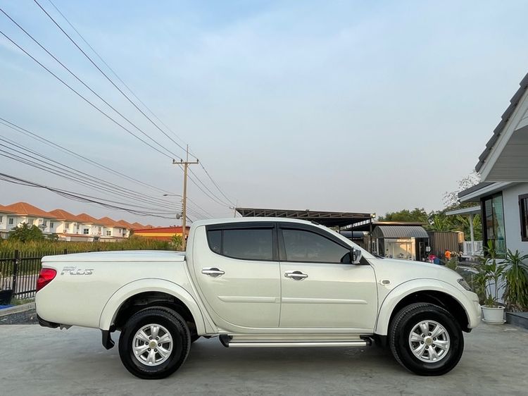 Mitsubishi Triton 2012 2.5 VG Turbo Pickup ดีเซล ไม่ติดแก๊ส เกียร์ธรรมดา ขาว รูปที่ 4