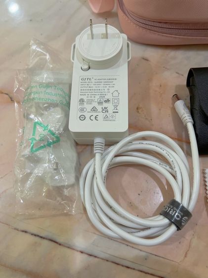 FOREO Peach 2 IPL แท้ เครื่องกำจัดขน มือสอง สภาพใหม่ ใช้ครั้งเดียว  รูปที่ 2