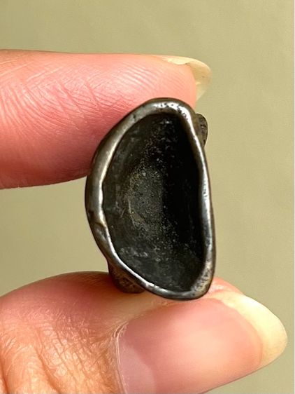 พระบูชาเชียงแสนสิงห์หนึ่ง ขนาดห้อยคอ สัมฤทธิ์แก่เงิน เก่ามากๆ หายาก รูปที่ 8