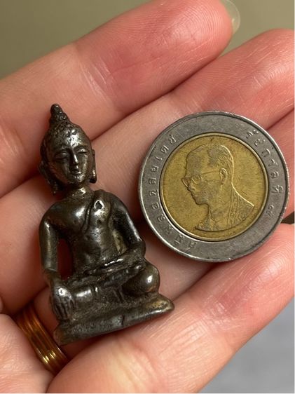 พระบูชาเชียงแสนสิงห์หนึ่ง ขนาดห้อยคอ สัมฤทธิ์แก่เงิน เก่ามากๆ หายาก