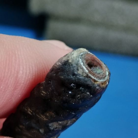 ตะกรุดเก่าๆสองนิ้วแกนทองแดง รูปที่ 6