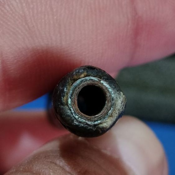 ตะกรุดเก่าๆสองนิ้วแกนทองแดง รูปที่ 3