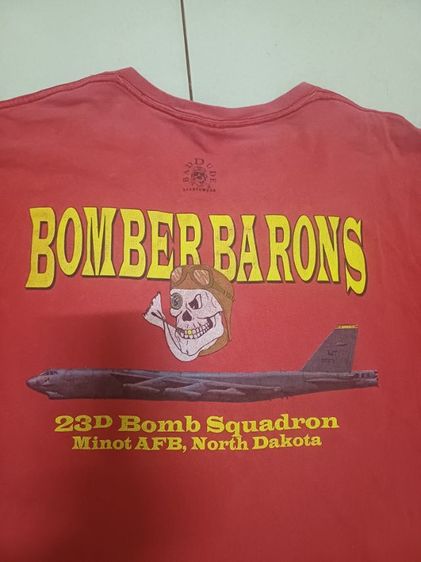 BOMBER BARONS 
อก 23 ยาว 29 
ตำหนิรูปสุดท้าย 
ขาย 130 บาทรวมส่ง รูปที่ 4