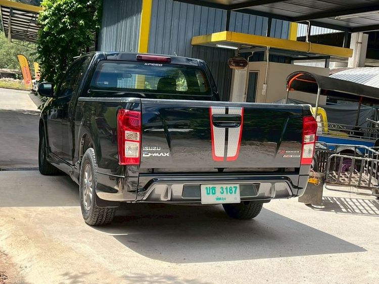 Isuzu D-MAX 2015 2.5 X-Series Pickup ดีเซล ไม่ติดแก๊ส เกียร์ธรรมดา ดำ รูปที่ 4