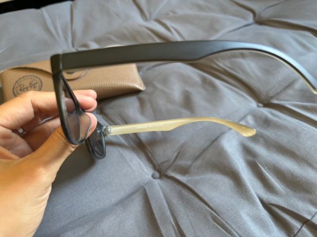 แว่นกันแดดสั่งทำพิเศษอย่างดีพีเมี่ยมน้ำหนักเบาใส่สบายมาก ยังใหม่ขายต่อครึ่งราคาพร้อมส่ง รูปที่ 3