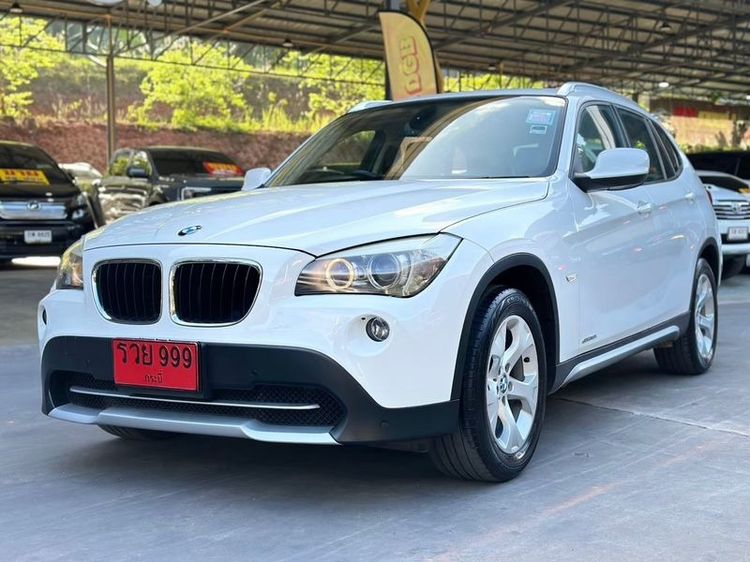 BMW X1 2011 2.0 sDrive18i Utility-car เบนซิน ไม่ติดแก๊ส เกียร์อัตโนมัติ ขาว รูปที่ 3