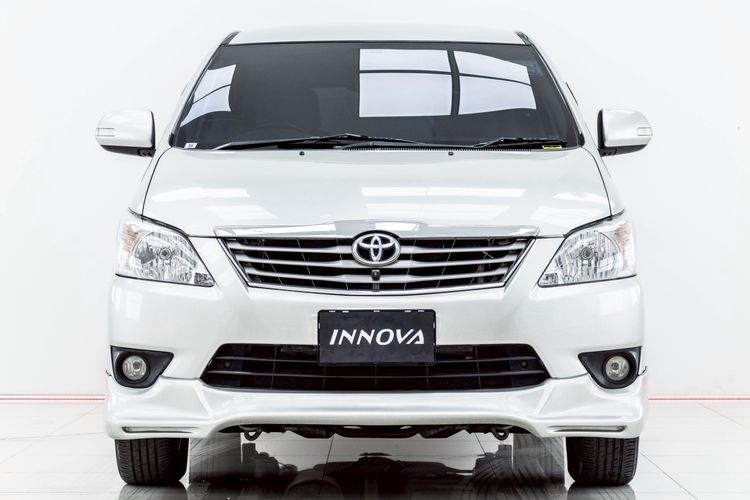 Toyota Innova 2012 2.0 V Utility-car เบนซิน LPG เกียร์อัตโนมัติ เทา รูปที่ 4