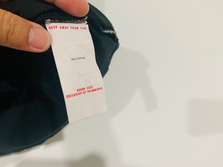 เสื้อยืด FERRARI by PUMA แท้ 💯 size S วัดจริงขนาด อก 19.5 ยาว 27 นิ้ว สภาพดีมาก ดีเทลสวยทรงสวย ดีเทลดี ผ้านิ่มมากหายากน่าสะสมครับ รูปที่ 6